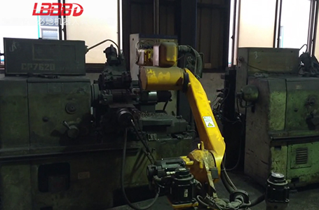 五金行業工業機器人數控車床上下料搬運案例